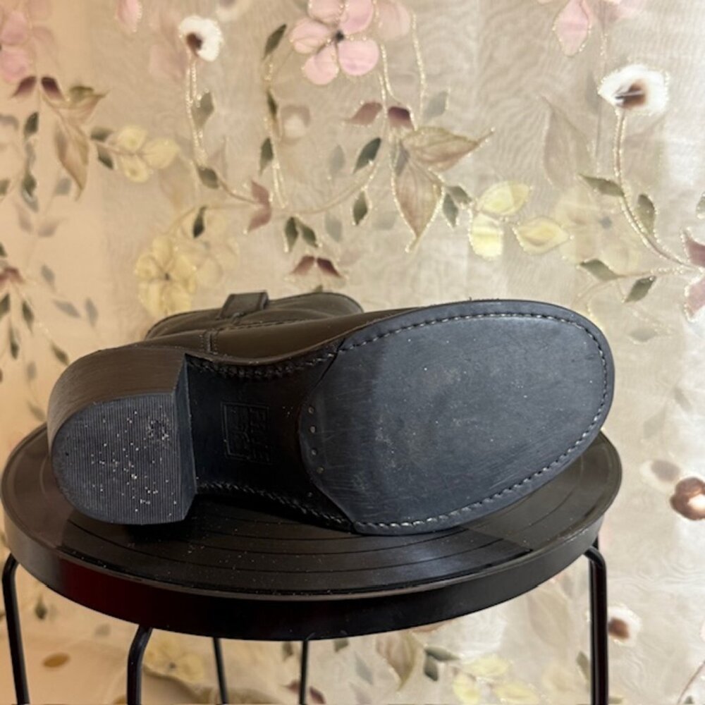 Size 5.5 B FRYE Black Leather Carmen x Stitch Short-D Saddle- Mid-calf - Picture 10 of 16